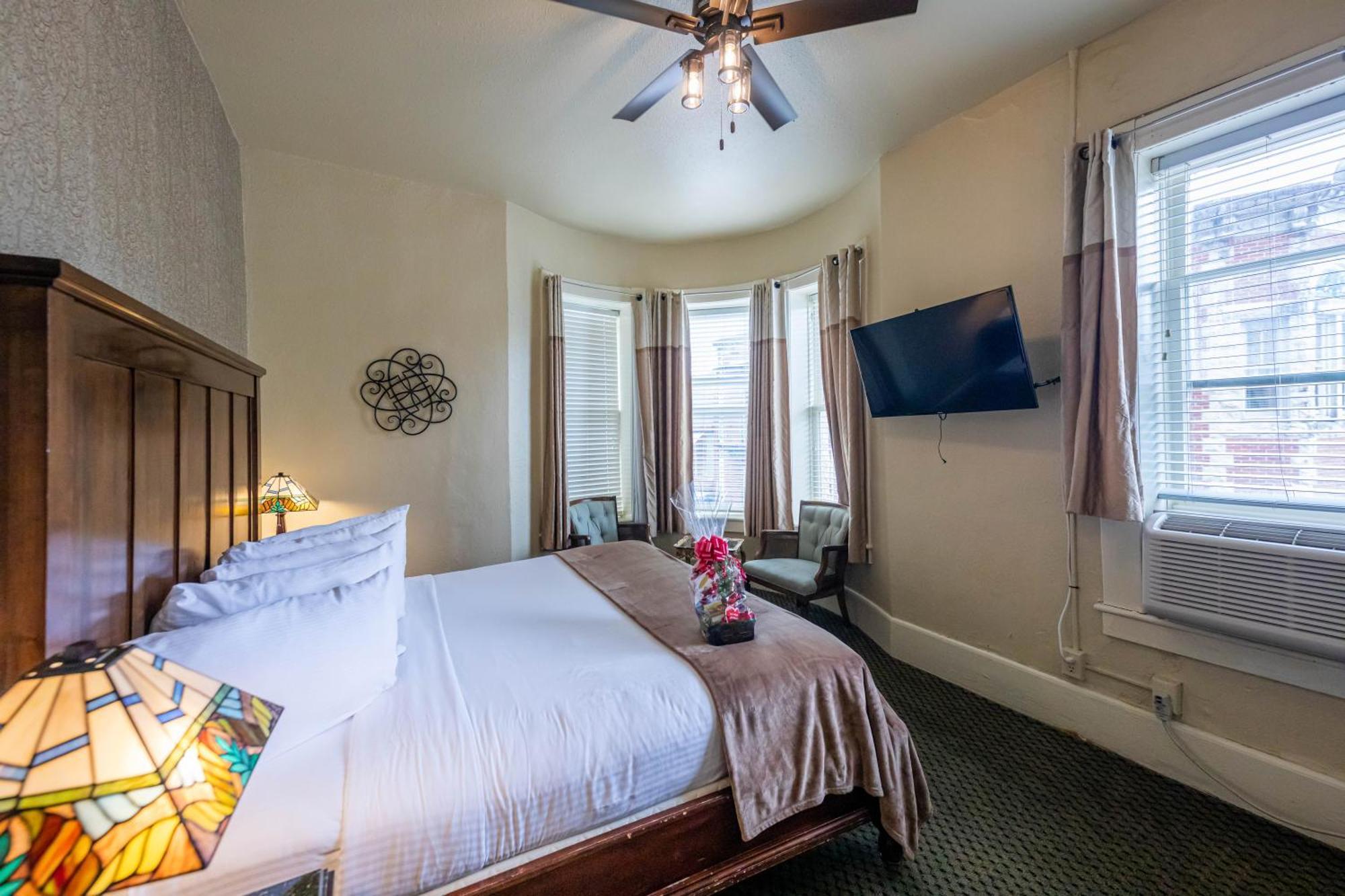 1905 Basin Park Hotel 유레카 스프링스 외부 사진